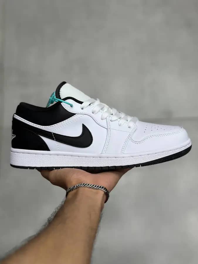نایک جردن ۱ بدون ساق سفید سرمه ای | Nike Jordan 1 Low White Navy