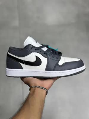 نایک جردن ۱ بدون ساق دارک گری Nike Jordan 1 Low Dark Grey